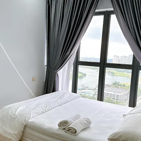 Country Garden Danga Bay By Cactus Homestay Johor Bahru Exterior photo