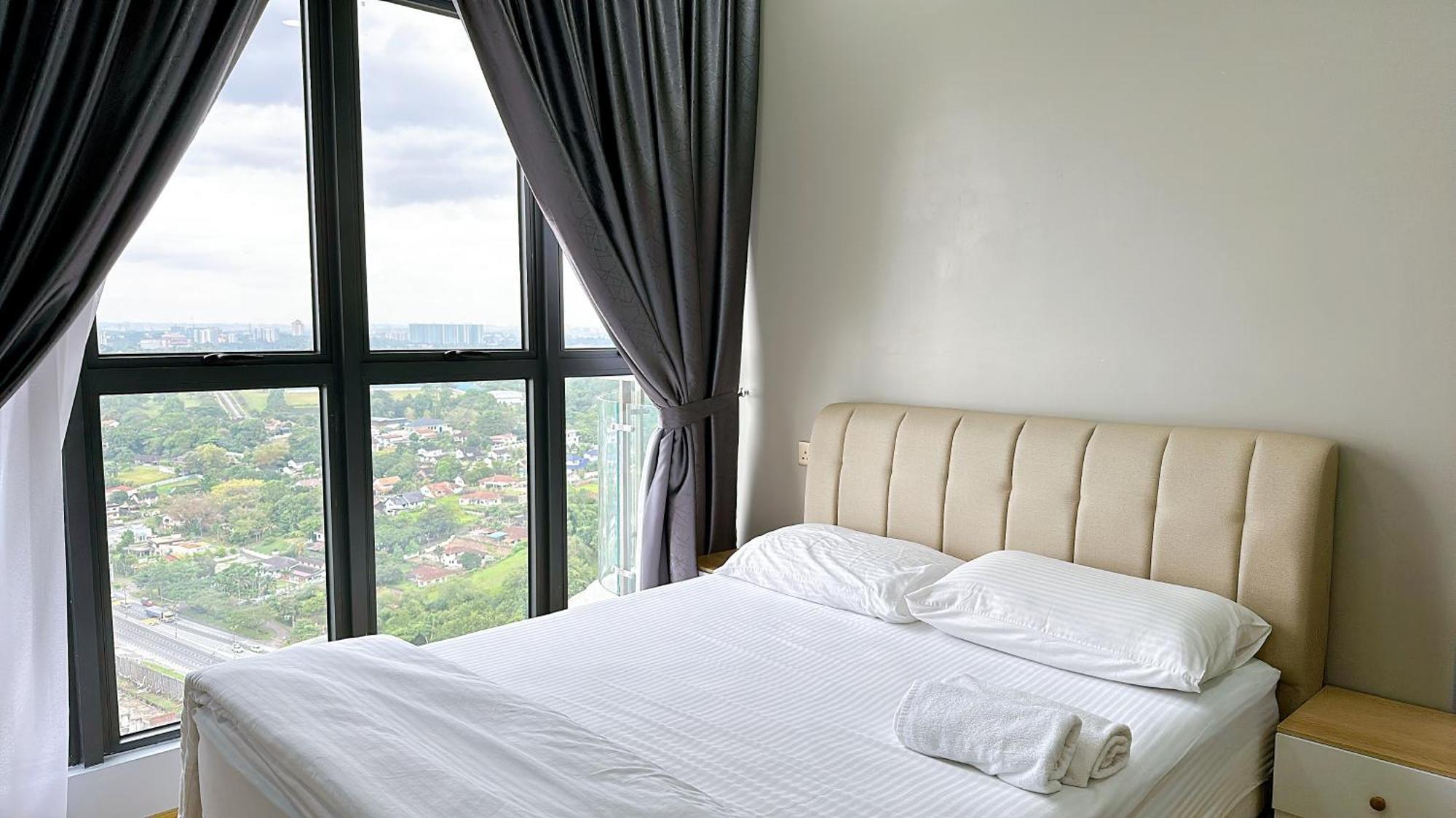 Country Garden Danga Bay By Cactus Apartment *