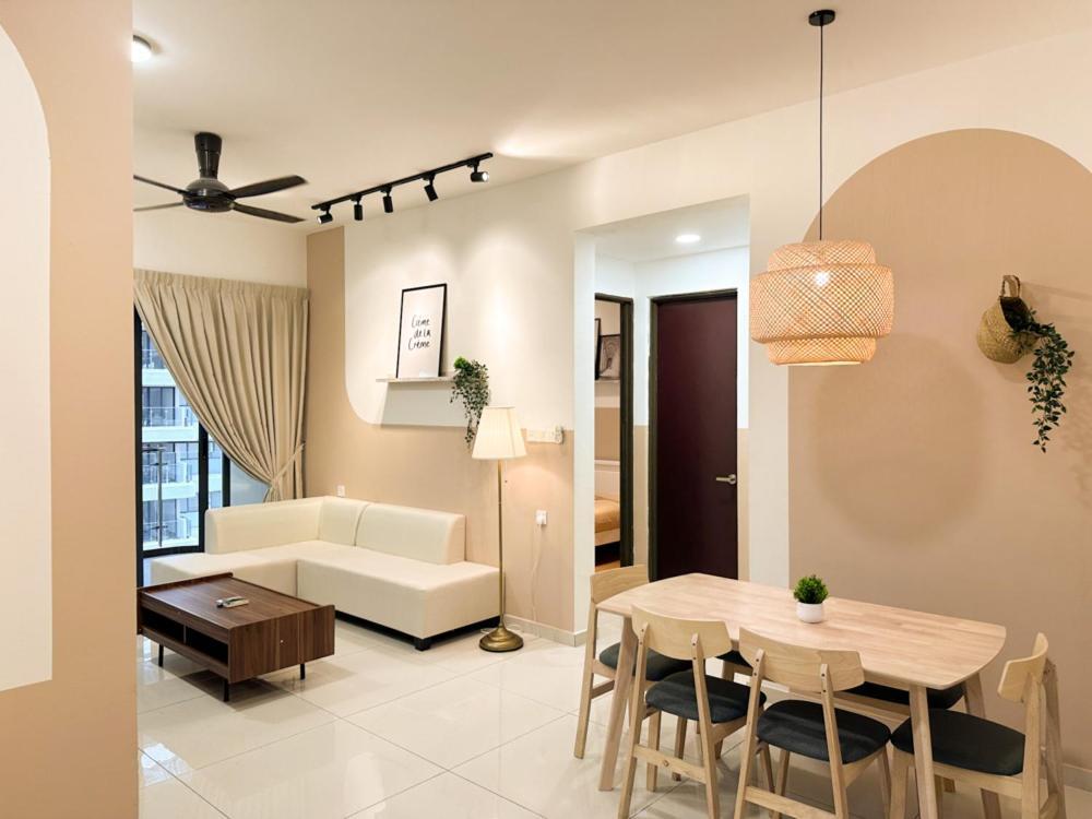 Country Garden Danga Bay By Cactus Apartment