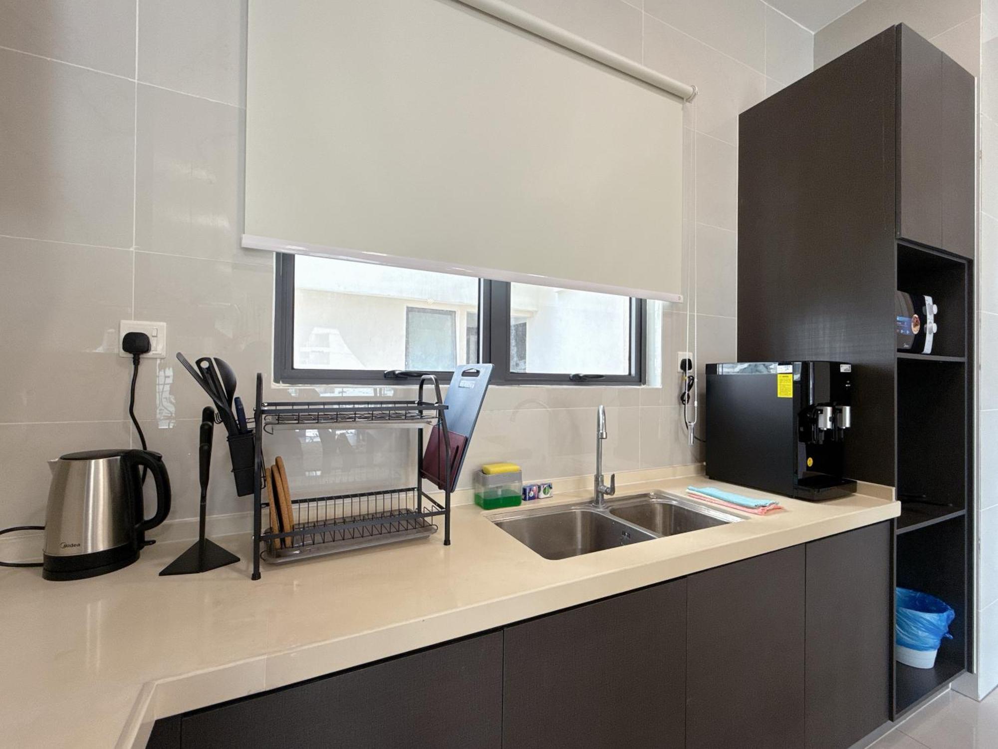 Apartment Country Garden Danga Bay By Cactus